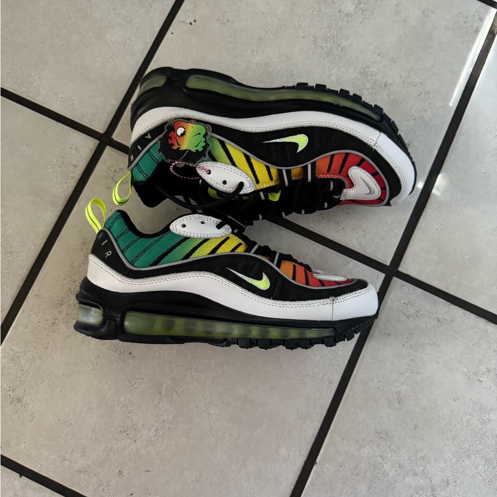 Olivia Kim x nike air max 98